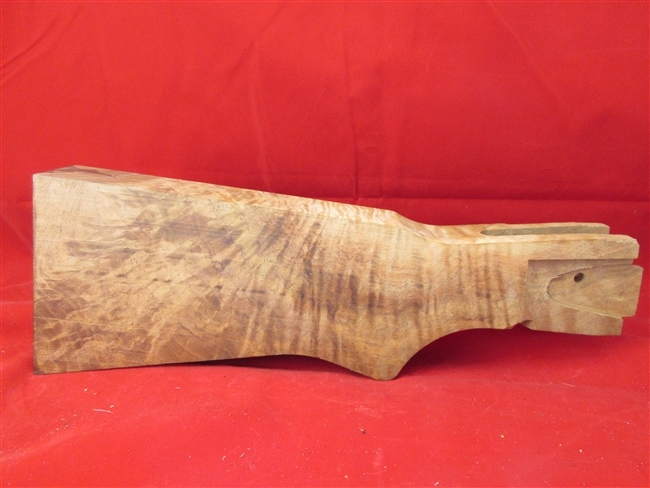 Stock Blank, Miscut Walnut
â€‹Wipe With Mineral Spirits To Show Grain
â€‹Enough Wood For Remington 870, Mossberg 500 Buttstocks