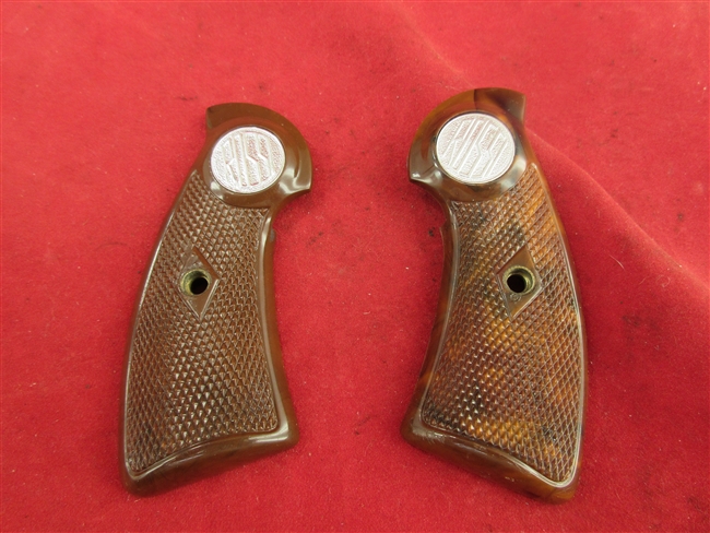 Rossi .22 LR Revolver Grip Panels