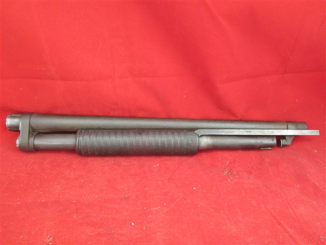 Remington Model 10 Barrel, Forend Assembly
â€‹18 1/4" Barrel, Forend Wood,Tripped Mag Tube
â€‹Barrel Exterior Shows Mild Pitting, Bore Shows Scoring But Is Shiny