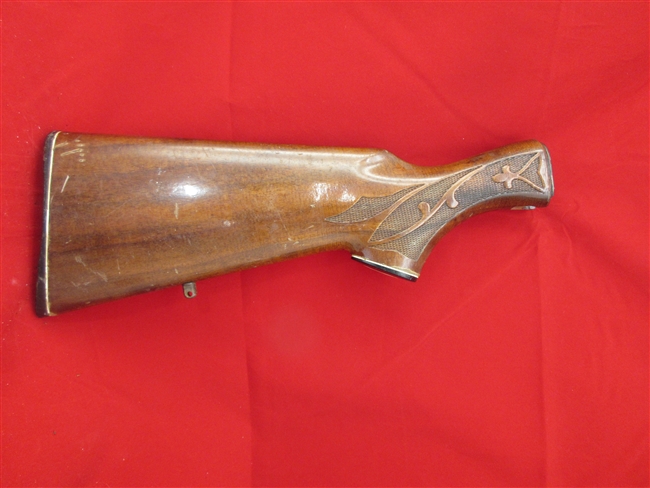 Remington 1100 12 Gauge Buttstock Checkered High Gloss CHIPPED