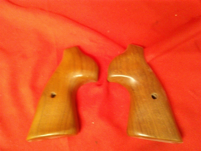 Mustang Grip Company Grip Set