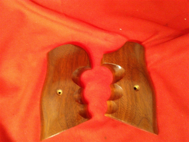 Mustang Grip Company Grip Set
