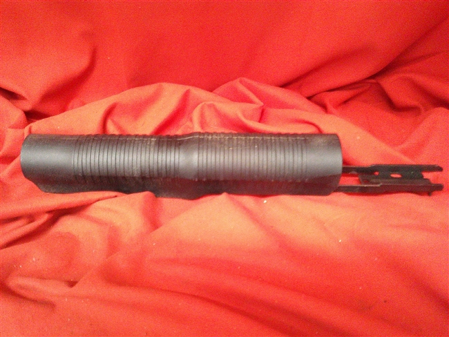 Savage 320 Forend Assembly,  Short Version
â€‹Black Synthetic Extended With Slide Assembly, 12 Ga
