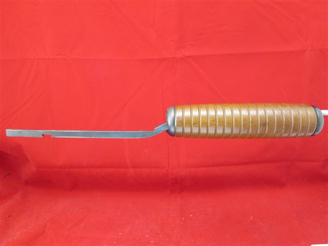 Stevens Model 67E Forend Assembly
â€‹12 Gauge, Very Good Condition