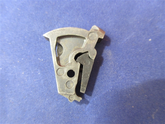 Smith & Wesson 640-3 Hammer, Internal