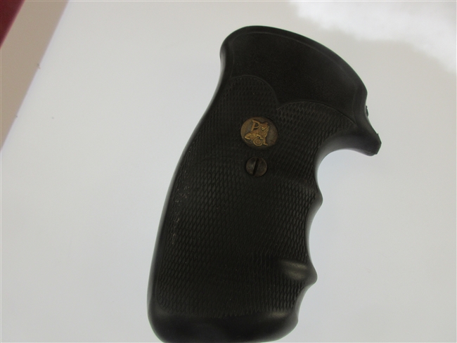 Smith & Wesson 686 Grip, Pachmayr