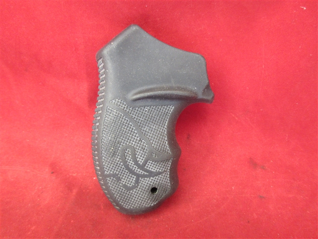 Taurus 85 Grip