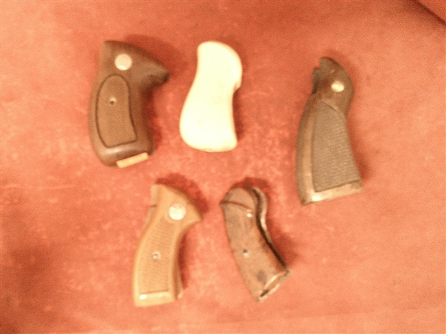Mixed Revolver Grip Assortment