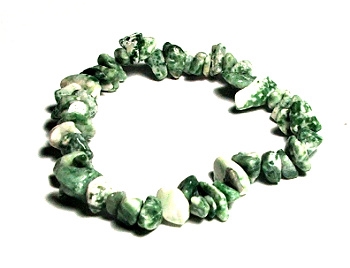 A124-21 STONE CHIP BRACELET IN QINGDIAN JADE