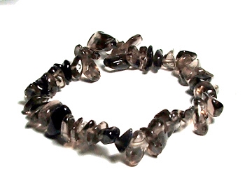 A124-38 STONE CHIP BRACELET IN SMOKEY QUARTZ