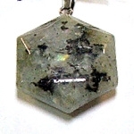 A17-11 30mm STONE HEXAGON PENDANT IN LABRADORITE