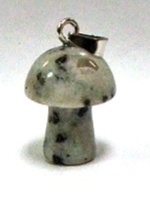 A37-08 SMALL MUSHROOM PENDANT IN KIWI