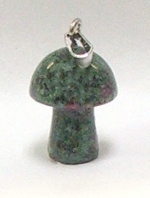 A37-15 SMALL MUSHROOM PENDANT IN RUBY ZOISITE