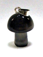 A37-24 SMALL MUSHROOM PENDANT IN BLACK APATE