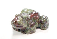 A45-16 STONE FROG IN DRAGON BLOOD