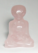 A52-07 50mm STONE SITTING ALIEN IN ROSE QUARTZ