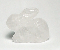 A95-08 1.5" STONE RABBIT IN CLEAR QUARTZ