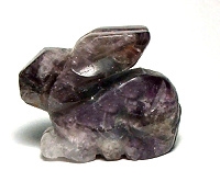 A9512 1.5" STONE RABBIT IN AMETHYST