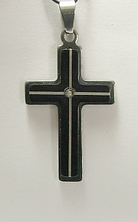 C27 STAINLESS STEEL CROSS PENDANT