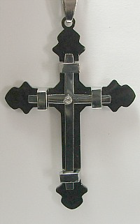 C38 STAINLESS STEEL CROSS PENDANT