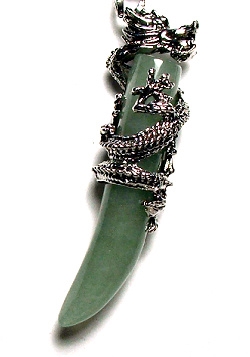 DT-57 STONE DRAGON TOOTH PENDANT IN AVENTURINE