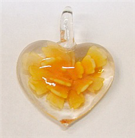 GP1-08-05 GLASS HEART PENDANT WITH FLOWER