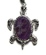 T89-11 STONE TURTLE PENDANT IN AMETHYST