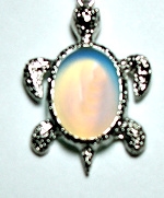 T89-50 STONE TURTLE PENDANT IN OPALITE