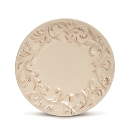 The GG Collection Four Dinner Plates 11"