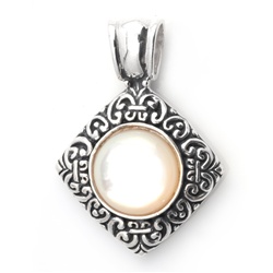 Silver Stone Pendant