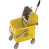 M903 - Rubbermaid Mop Wringer and Bucket