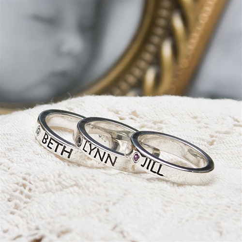 Personalized Heart Name Ring – Get Engravings