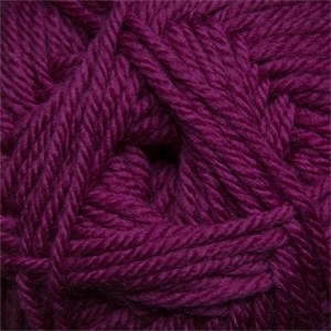 220 Superwash Merino 022 Raspberry