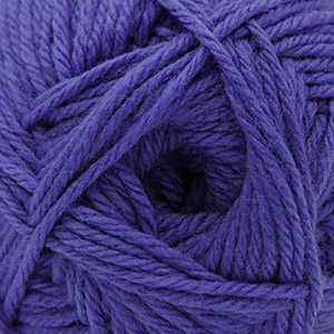 220 Superwash Merino 116 Blue Iris