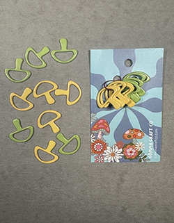 Comma Craft Stitch Marker Set Yellow & Green Mushroom