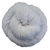 Verano 943 White (Final Sale)
