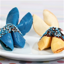 Choose your fortune cookie flavor, chocolate dipping and write your own custom forutnes.