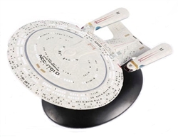 Star Trek Federation Galaxy Class Starship - USS Enterprise NCC-1701-D [With Collector Magazine]