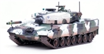 German Kampfpanzer Leopard 2A4 Main Battle Tank with Detachable Snorkel - Winter Camouflage