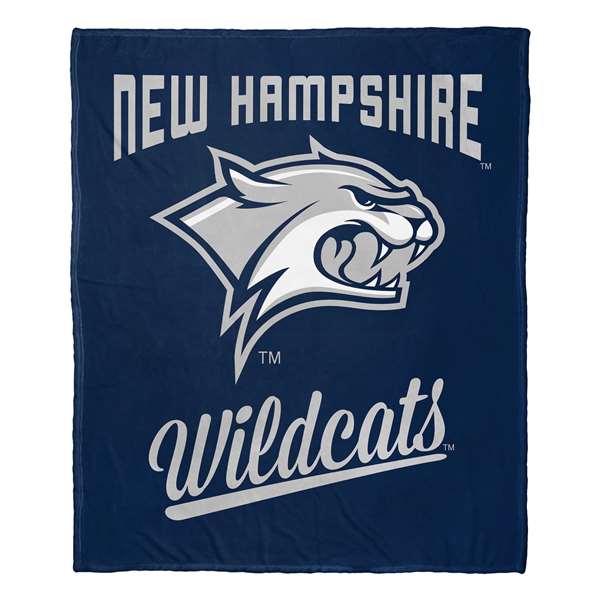 New Hampshire Wildcats  Alumni Silk Touch Throw Blanket