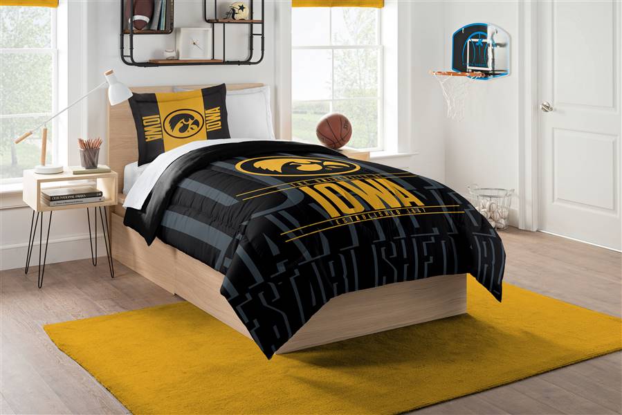 Iowa Football Hawkeyes Modern Take Twin Bed Comforter & Sham Set 