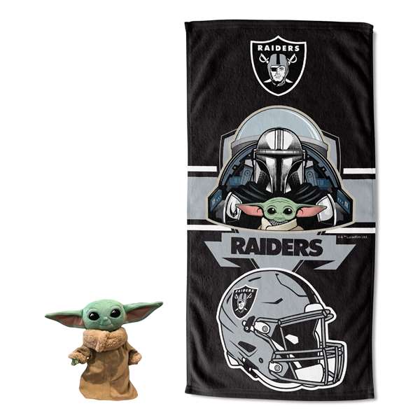 Star Wars-NFL  Las Vegas Raiders, Child Shield Hugger Beach Towel, 27"x54"