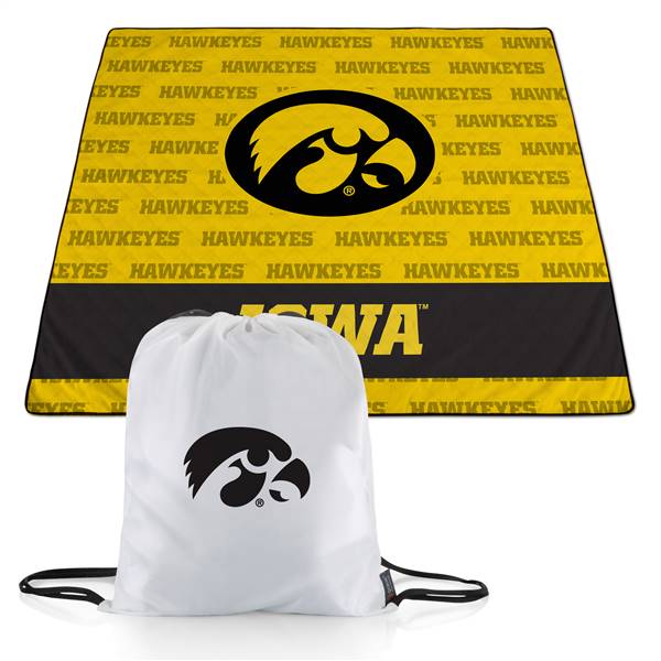 Iowa Hawkeyes Impresa Picnic Blanket