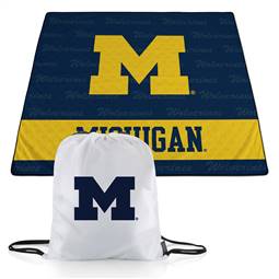 Michigan Wolverines Impresa Picnic Blanket