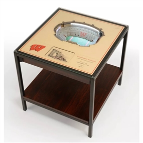 Wisconsin Badgers 25 Layer 3D Stadium View Lighted End Table