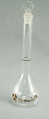 100ml Volumetric Flask with Fitted Glass Stopper