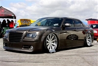 Chrysler 300 2005-2010 with air management options