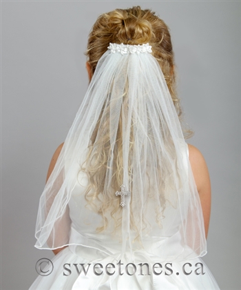 18" White veil comb with flower