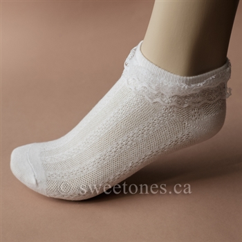 Girls ruffle lace socks