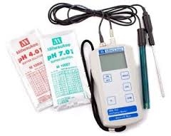 Milwaukee #MW-100 Digital and Waterproof pH Meter